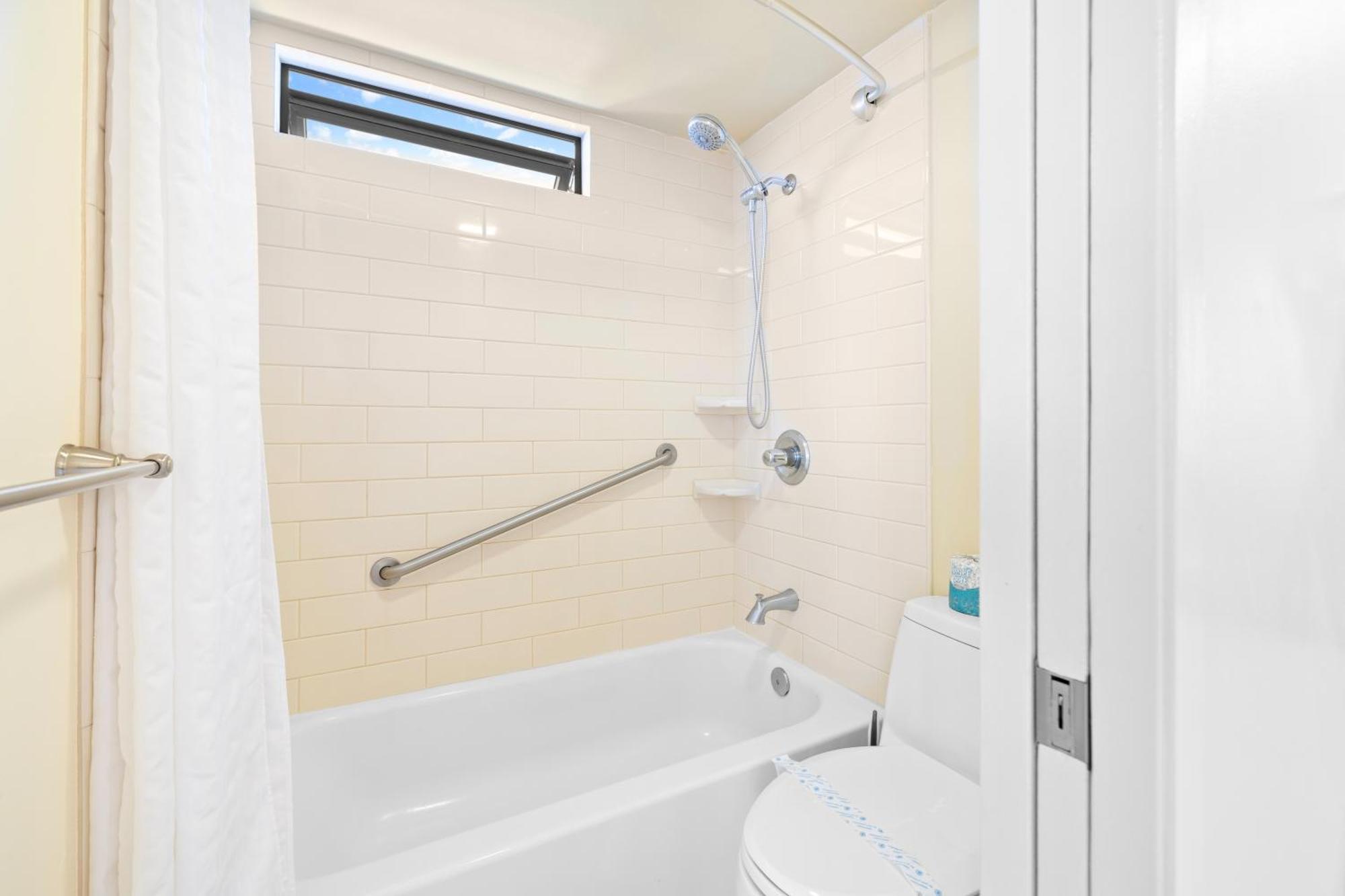 Diamond Head Views Retreat With Free Parking & Near Waikiki Beach! Хонолулу Екстериор снимка